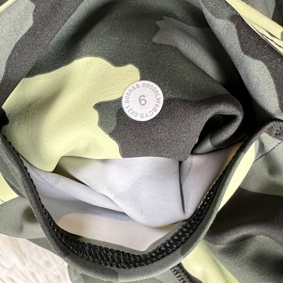 Lululemon Fast & Free Leggings 6 - Picture 8 of 8